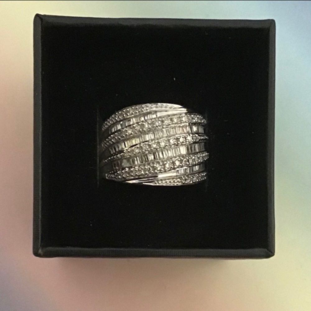 Vintage 14k Diamond Band Ring with‎ authentication